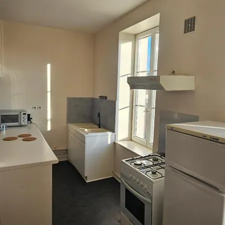 Joeuf, 2 Cosy Et Lumineux Apartmán *